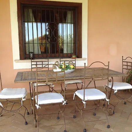Vi Villa *